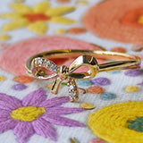 【お値下げ】ピンキーリング 天然ダイヤモンド リボンのモチーフ