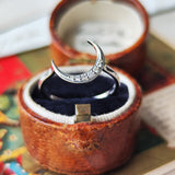 【お値下げ】天然ダイヤモンド 月のモチーフ プラチナ リング