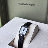 Van Cleef & Arpels ヴァンクリーフ&アーペル クラシックカレ クォーツ腕時計
