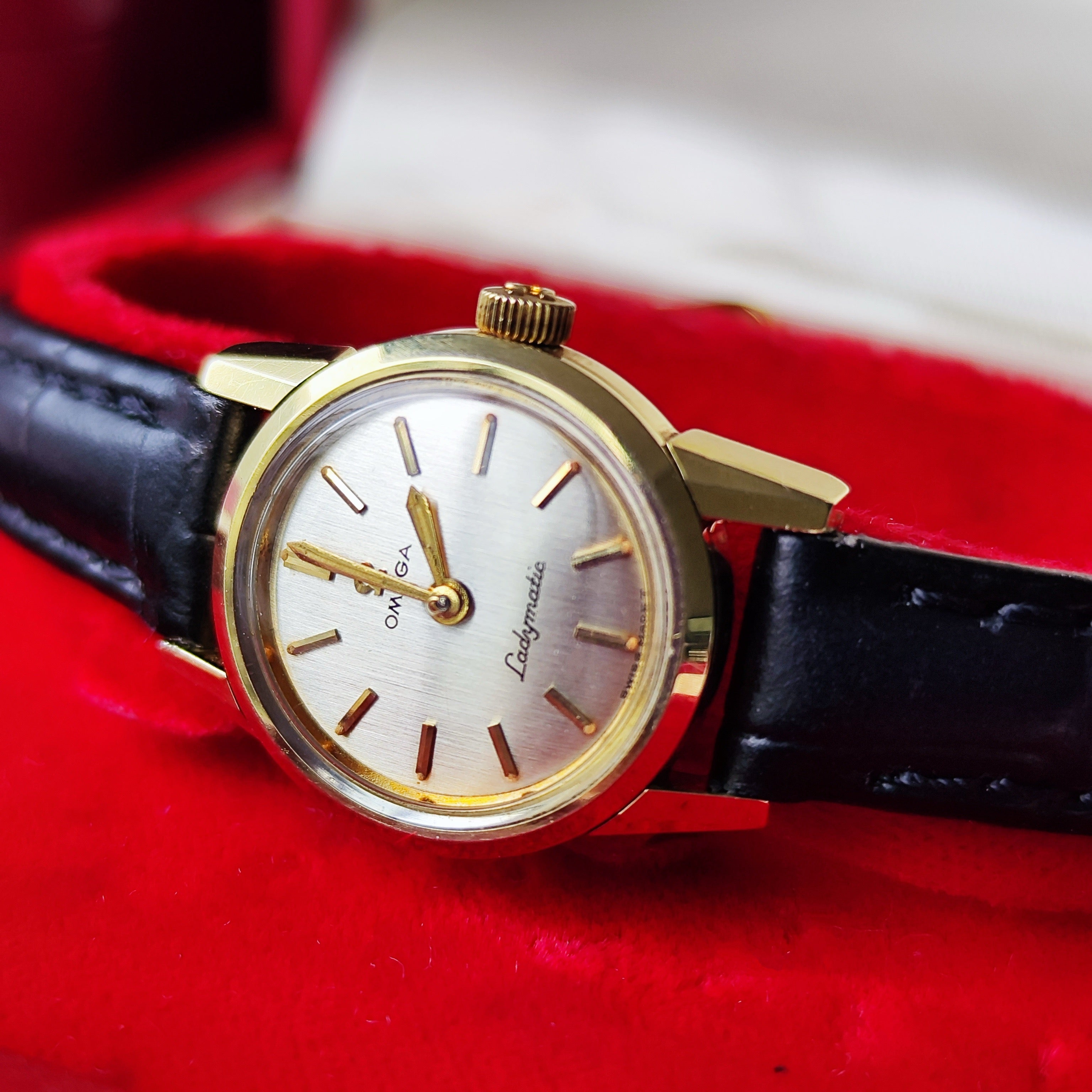 オメガ OMEGA レディーマティック自動巻き腕時計 OH済み】OMEGA オメガLADYMATIC/レディマティック 自動巻き 腕時計