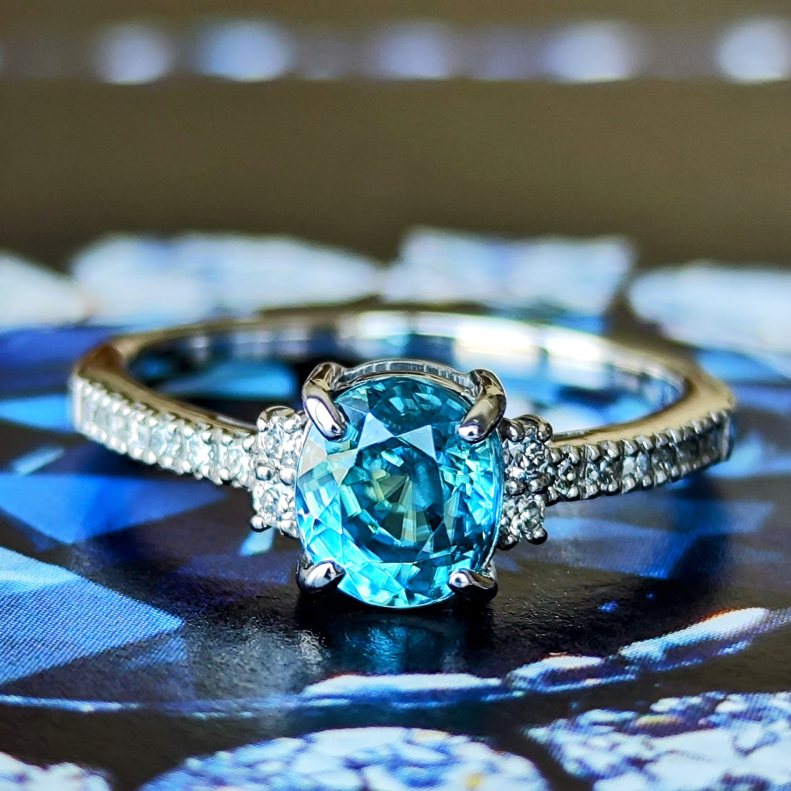 JiJikoro☆★天然ブルージルコン★リング、ペンダントトップオーダー 特上ブルージルコン・バイカラージルコン13.15ct K14ペンダント