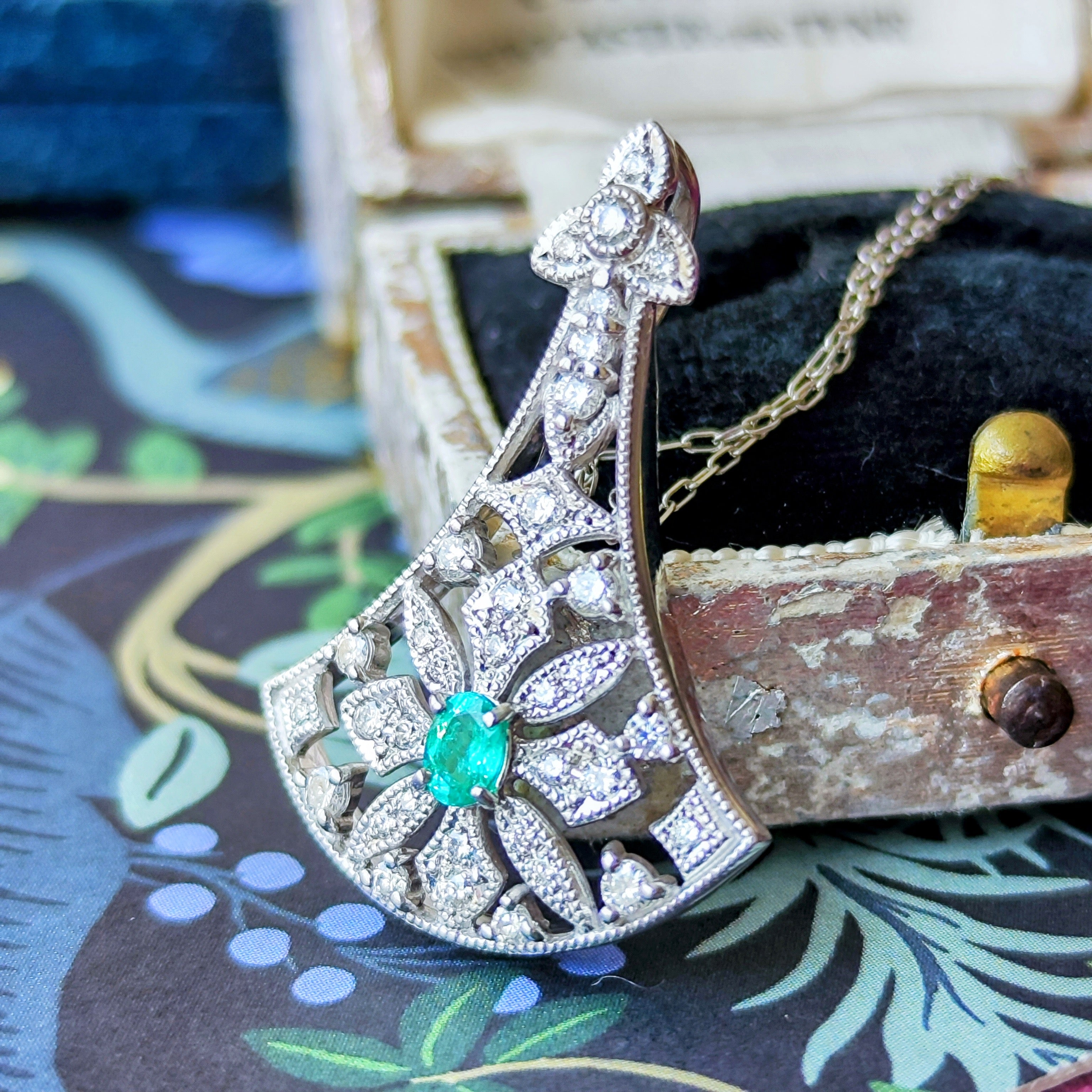 天然パライバトルマリン　パライバ　ペンダントトップ　ペントップ　プラチナ　PT 特品! 超希少! 10ct 天然 パライバトルマリン・天然