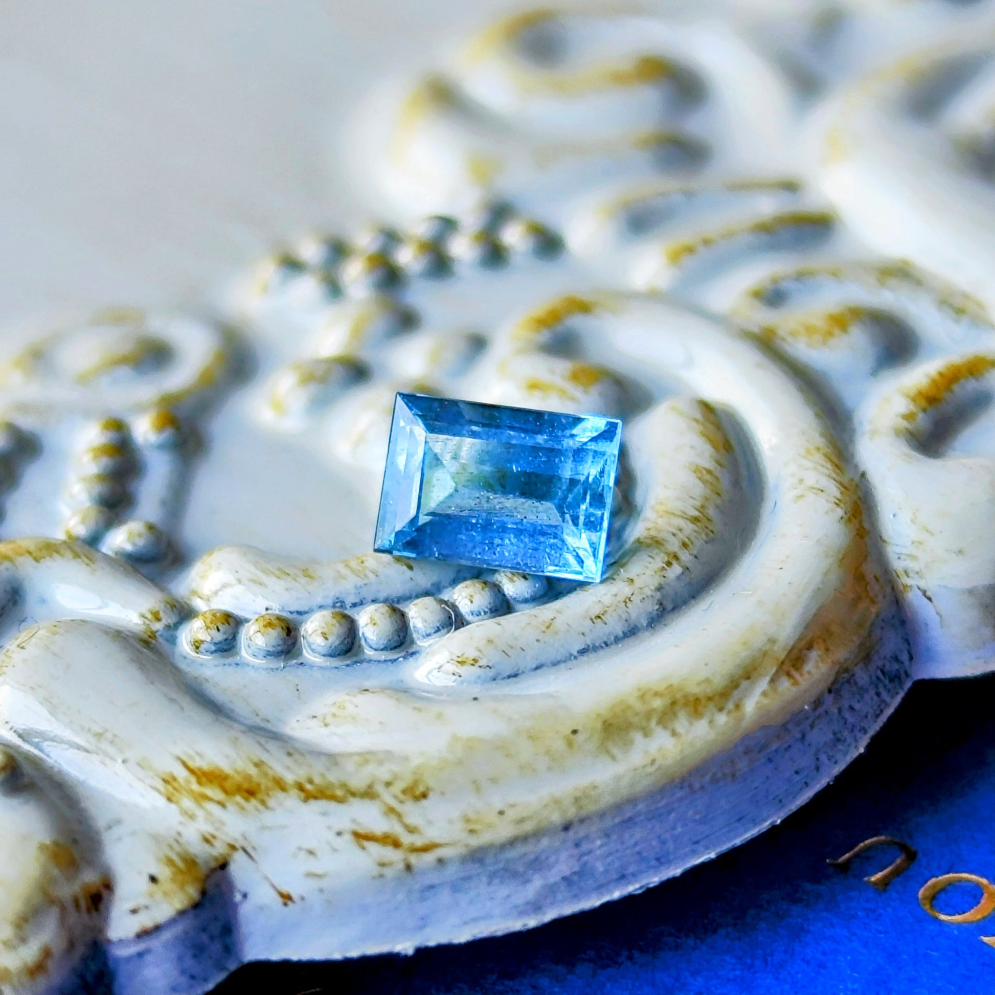 【ルース タトゥー鉱山】天然アクアマリン 0.433ct 鑑別書付き