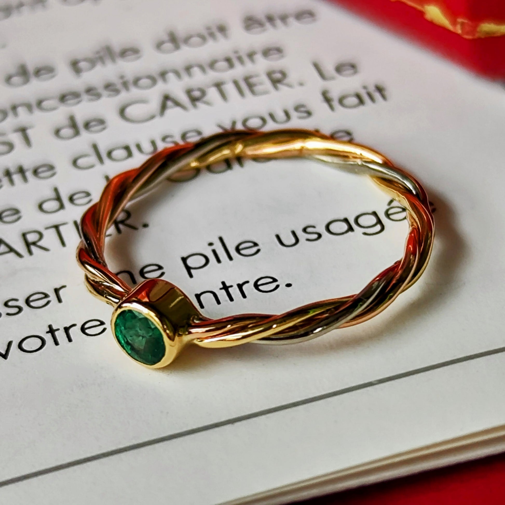 Cartier カルティエ エメラルド スリーカラーツイストリング