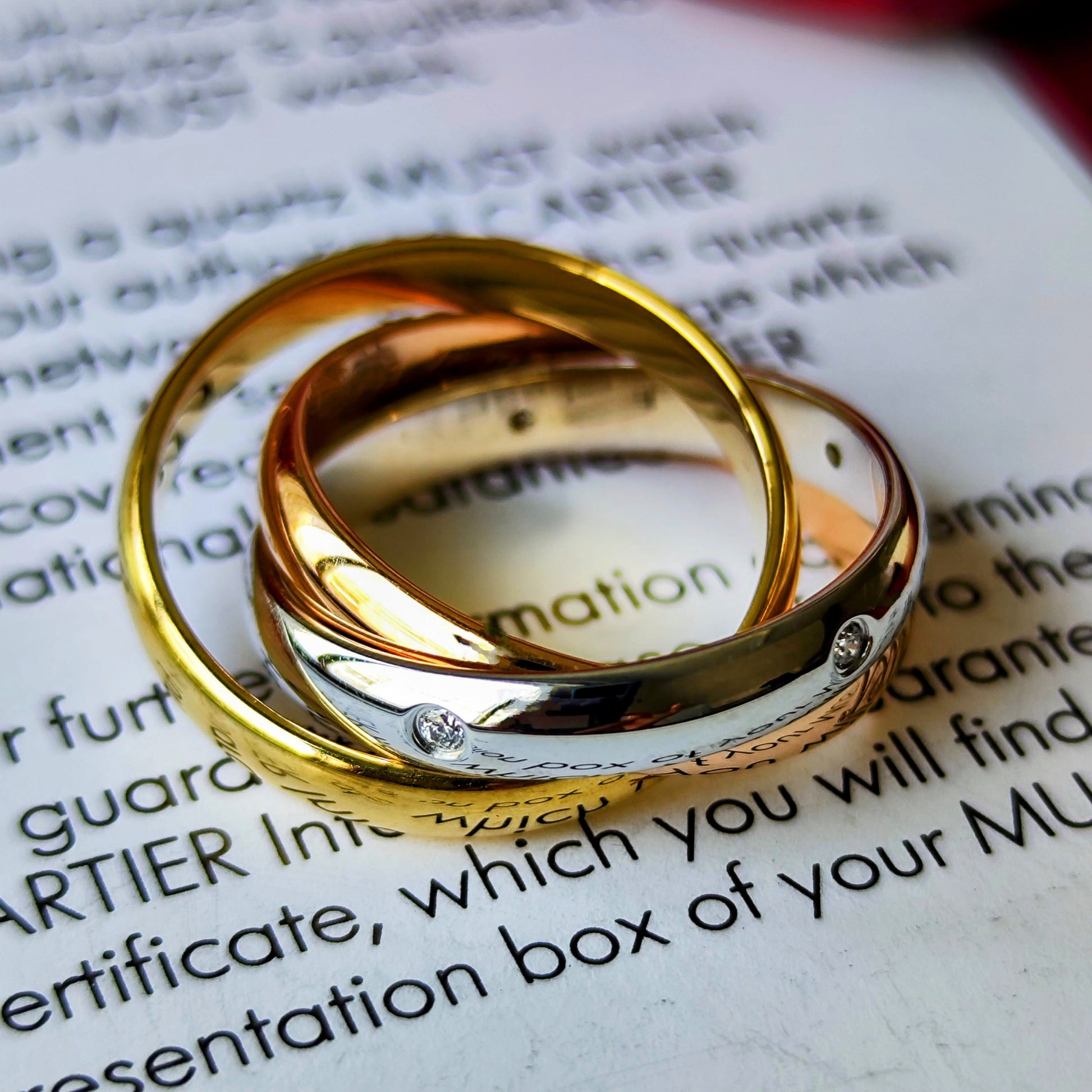 Cartier カルティエ トリニティクラシック ダイヤモンド 51