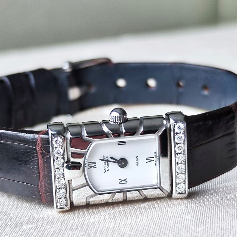 Van Cleef & Arpels ヴァンクリーフ&アーペル facade ファサード ダイヤモンド クォーツ腕時計