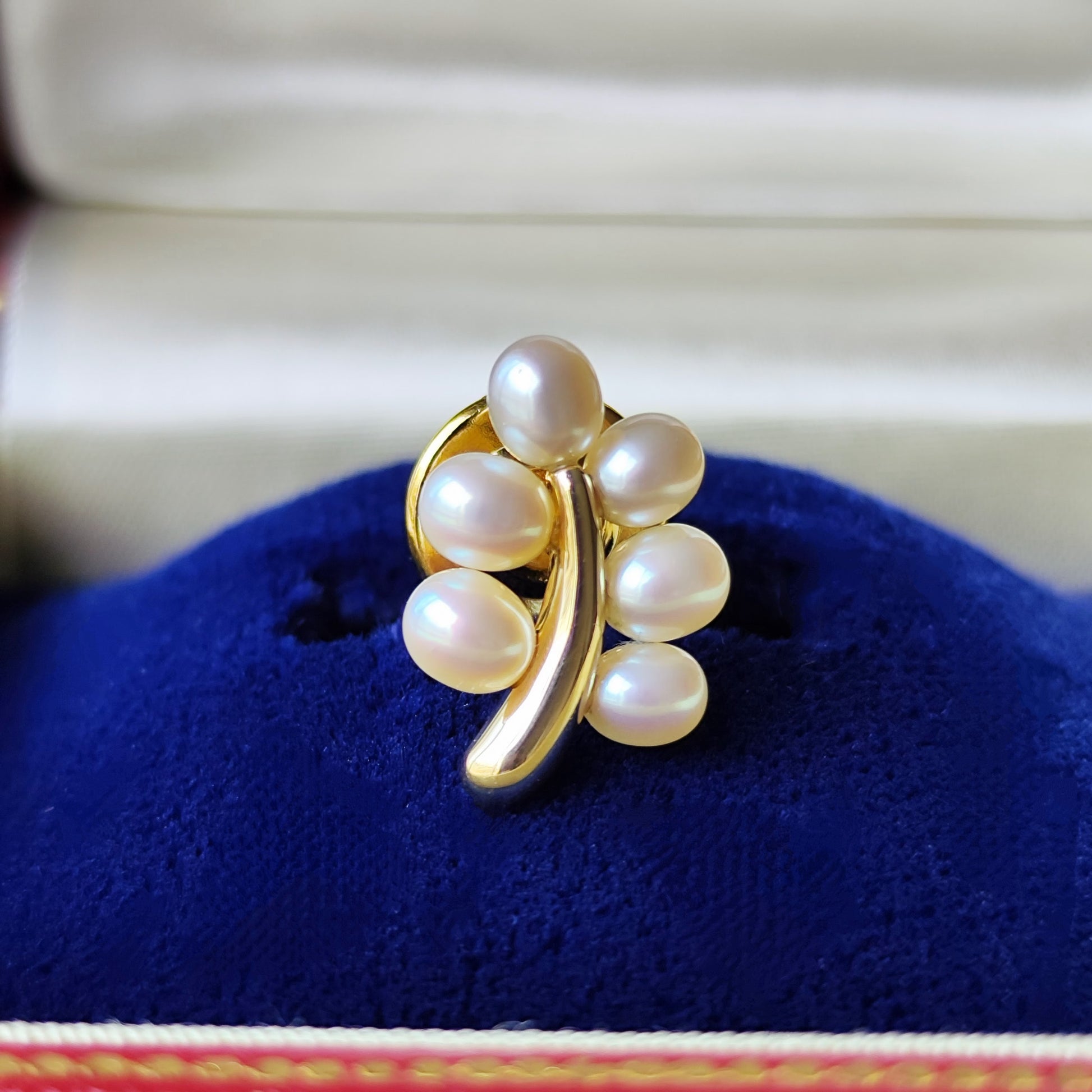 MIKIMOTO ミキモト 淡水真珠 リーフモチーフ 18金ブローチ