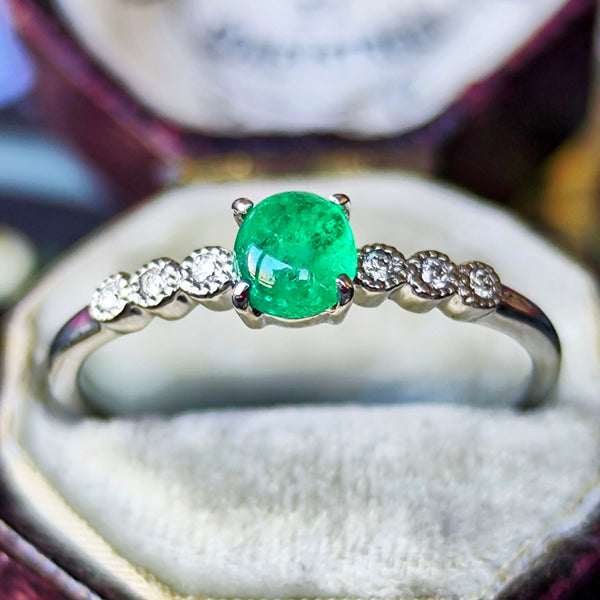 天然エメラルド カボションカット 天然ダイヤモンド リング