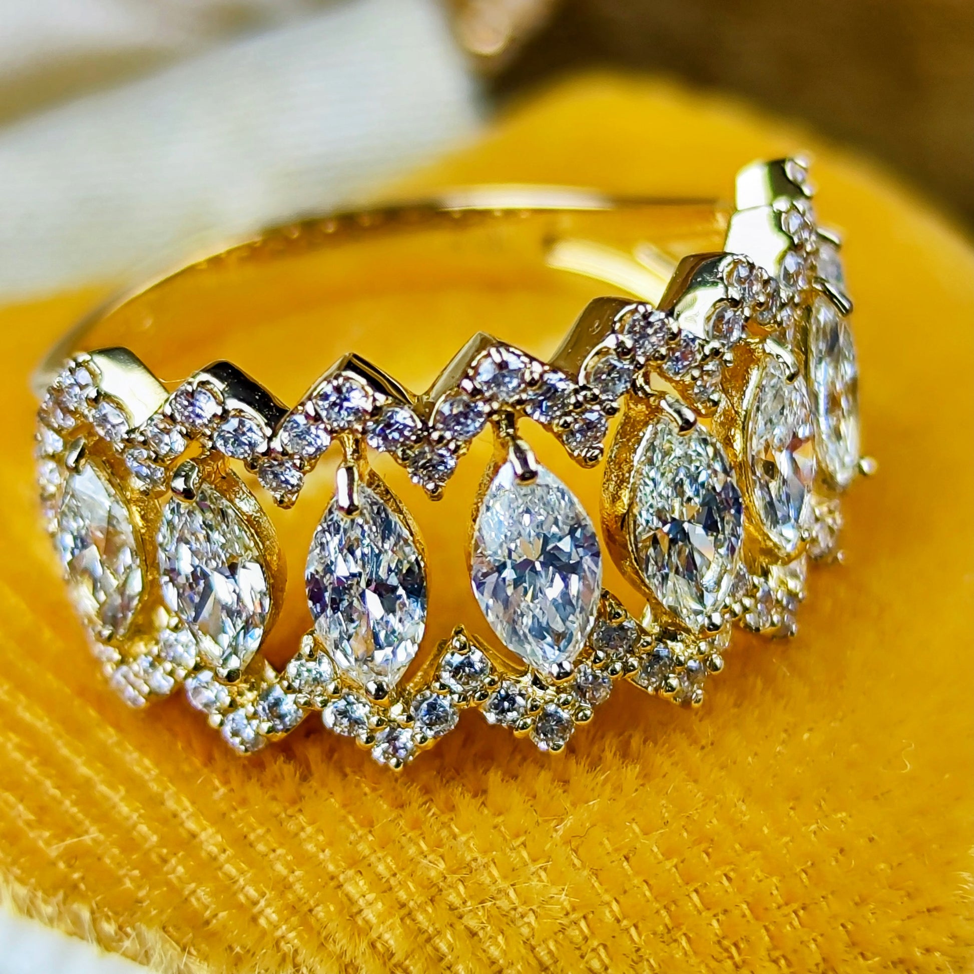 天然ダイヤモンド マーキスカット 0.90ct 0.41ct 18金リング