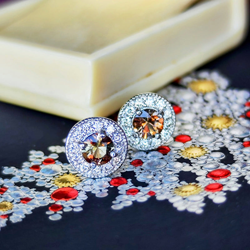 天然アンダリュサイト 天然ダイヤモンド プラチナピアス