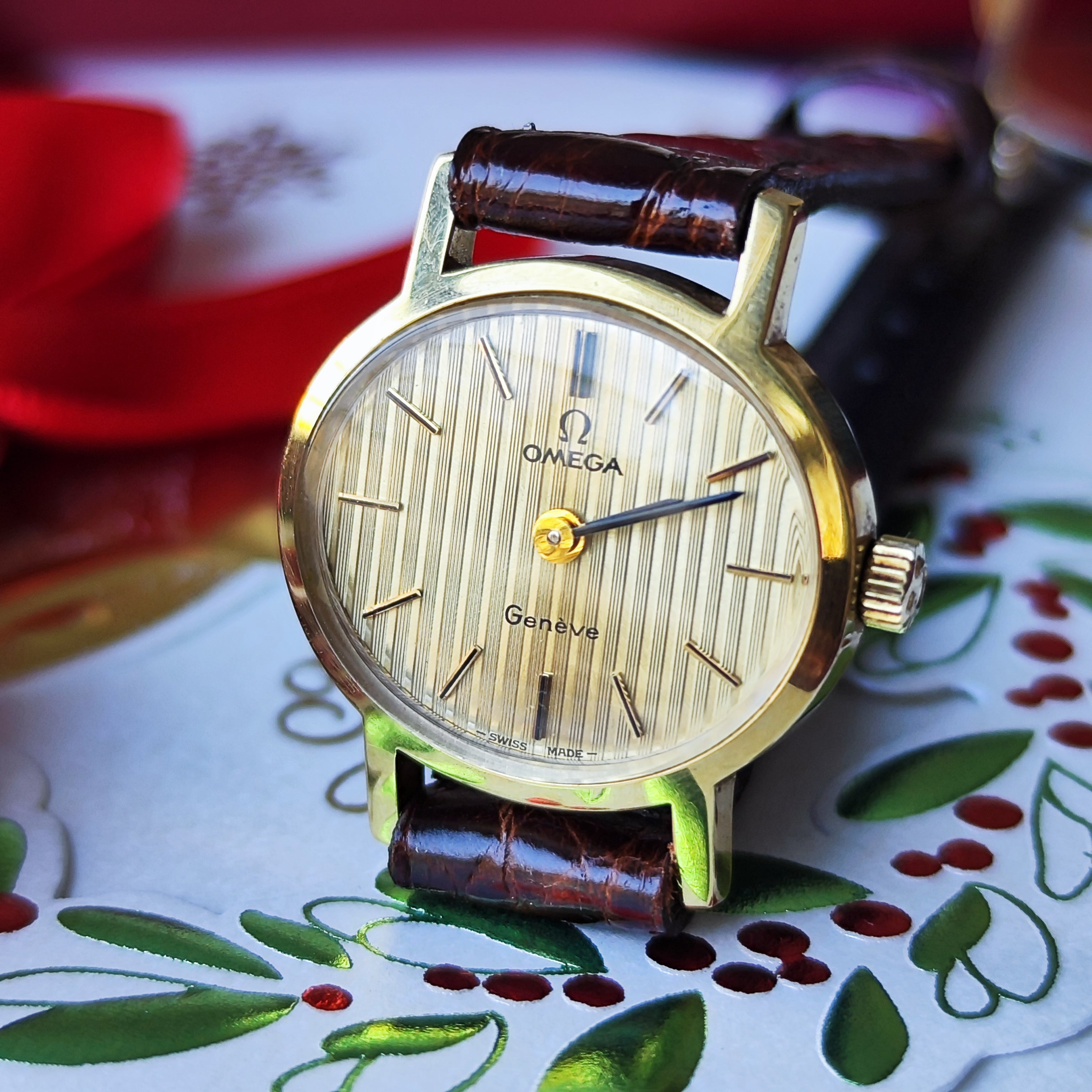 【OH済み】OMEGA オメガ Geneve ジュネーヴ ストライプ文字盤 手巻き腕時計