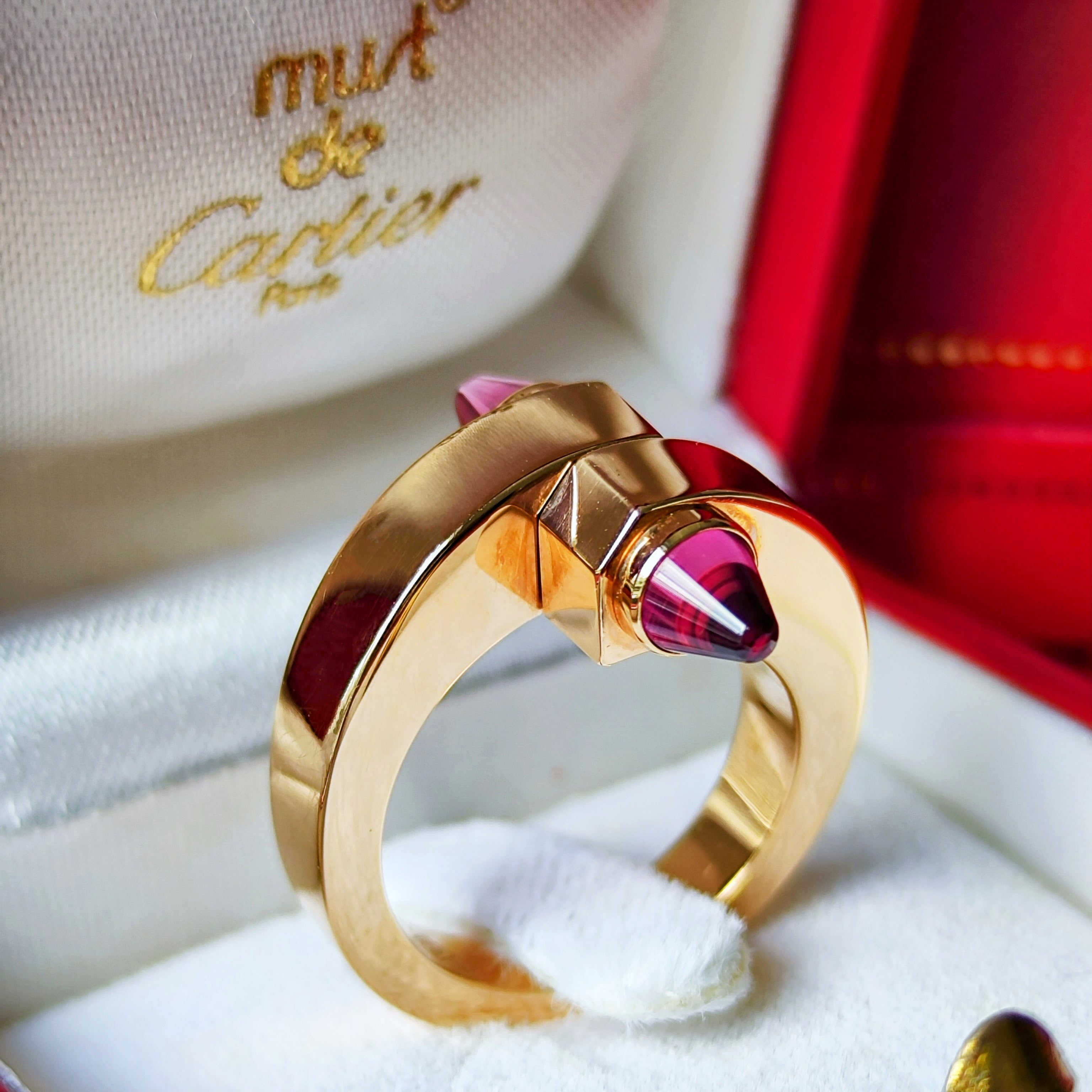 Cartier メノットリング　k18 約11号 Vintage Cartier】カルティエ メノットリング ガーネット 18金PG 10号