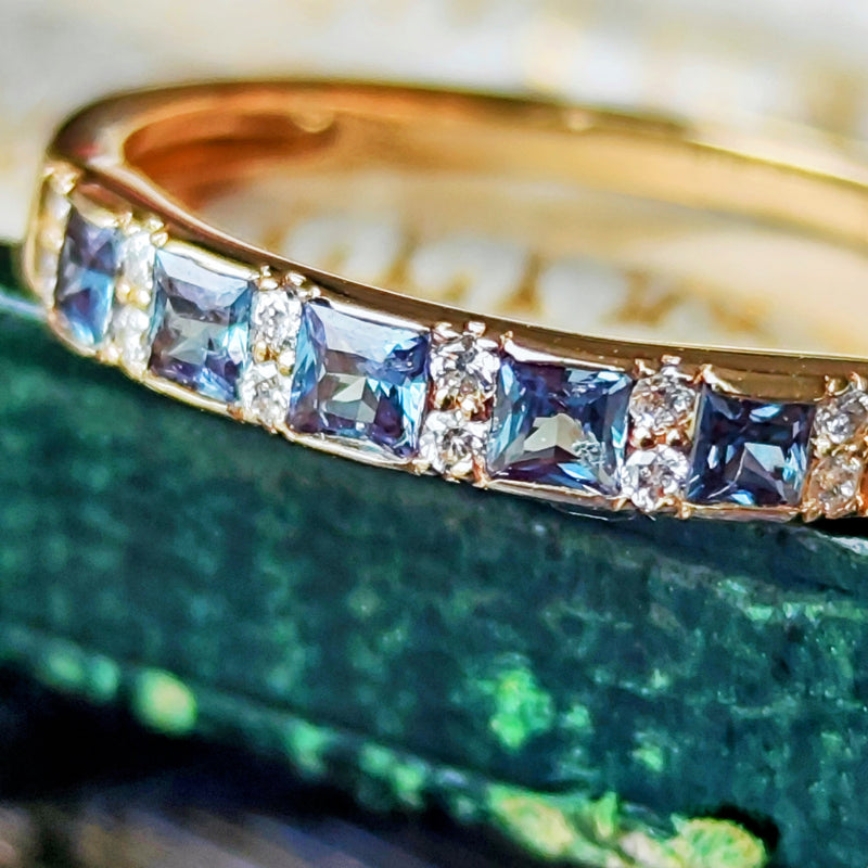 天然アレキサンドライト プリンセスカット 天然ダイヤモンド 18金リング