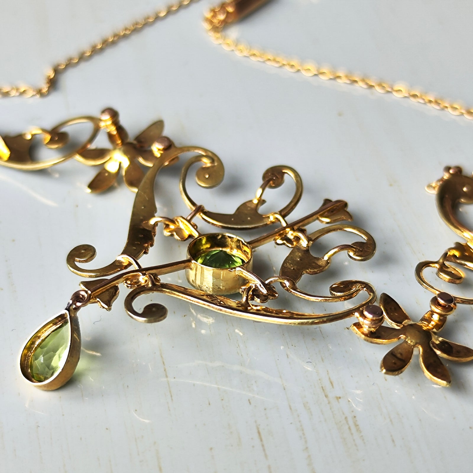 イギリス アンティーク】ペリドット シードパール ネックレス – Mico宝飾店