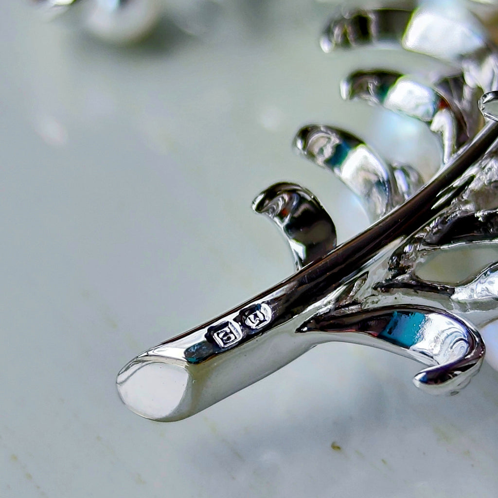 MIKIMOTO ミキモト 羽根のモチーフ ブローチ シルバー