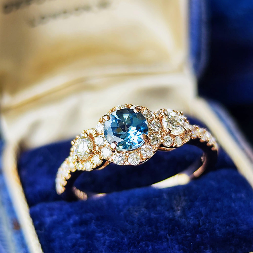 【サンタマリア】天然アクアマリン 0.47ct 天然ダイヤモンド リング