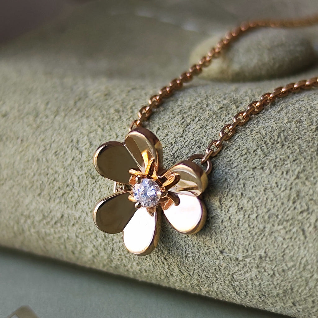 Van Cleef & Arpels ヴァンクリーフ&アーペル フリヴォル ダイヤモンド ミニ ブレスレット