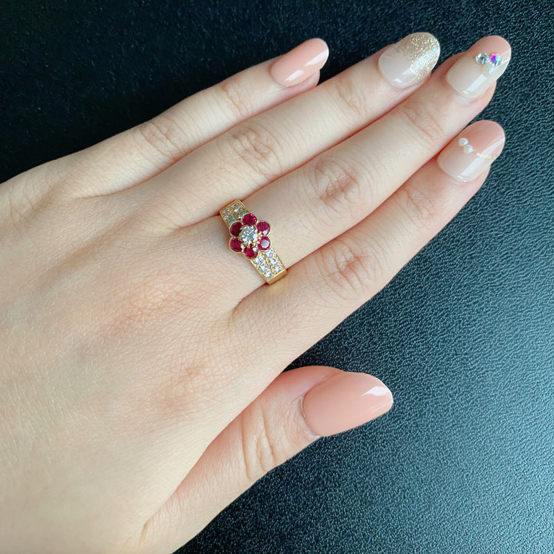 【Vintage Van Cleef & Arpels】ヴァンクリーフ&アーペル マデール ルビー ダイヤモンド フラワーリング