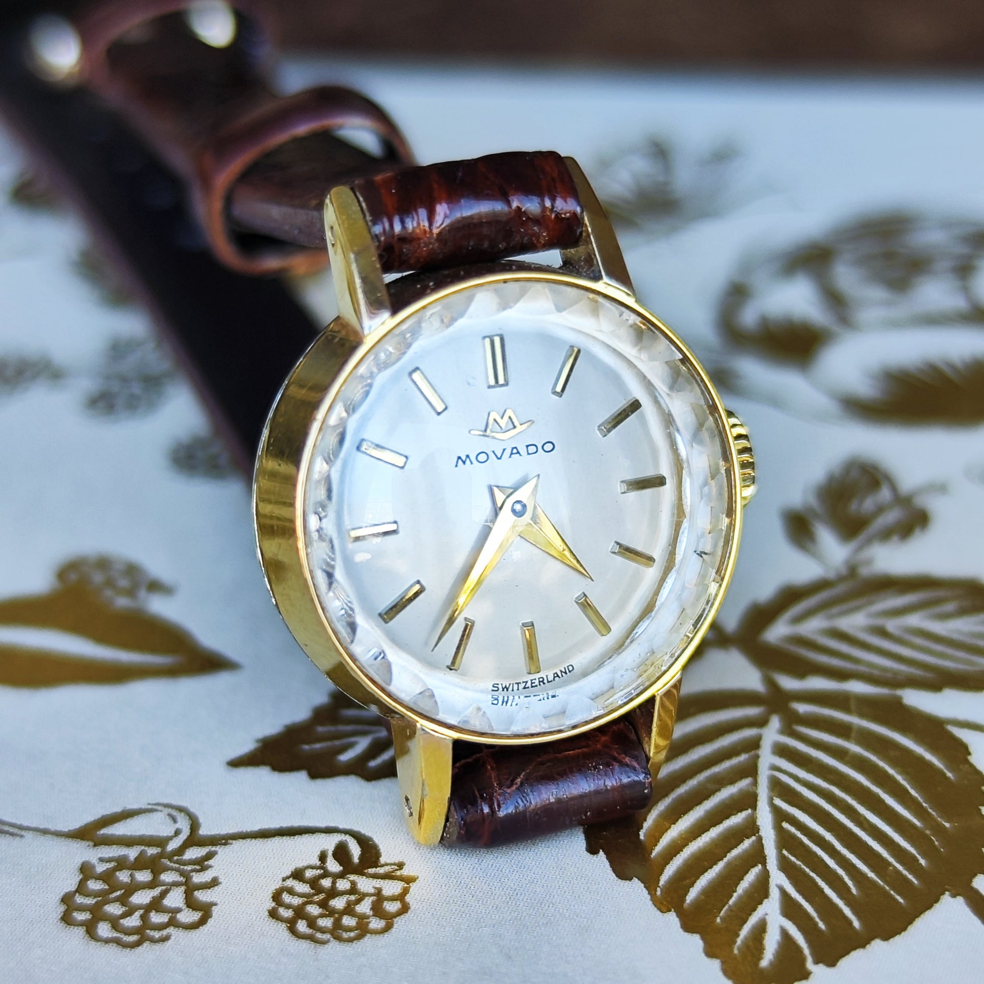 【お値下げ】OH済み MOVADO モバード 手巻き腕時計
