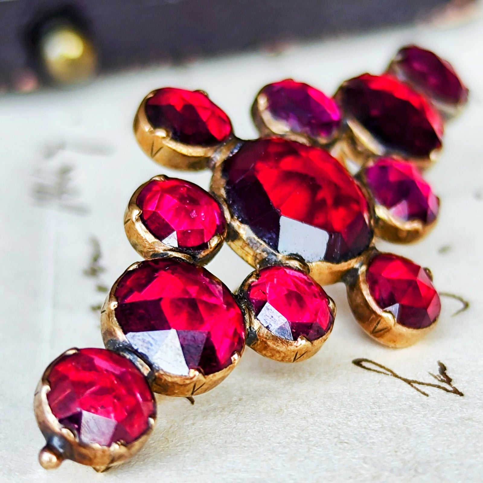 幻の宝石】ペルピニャンガーネット フランスアンティーク ブローチ