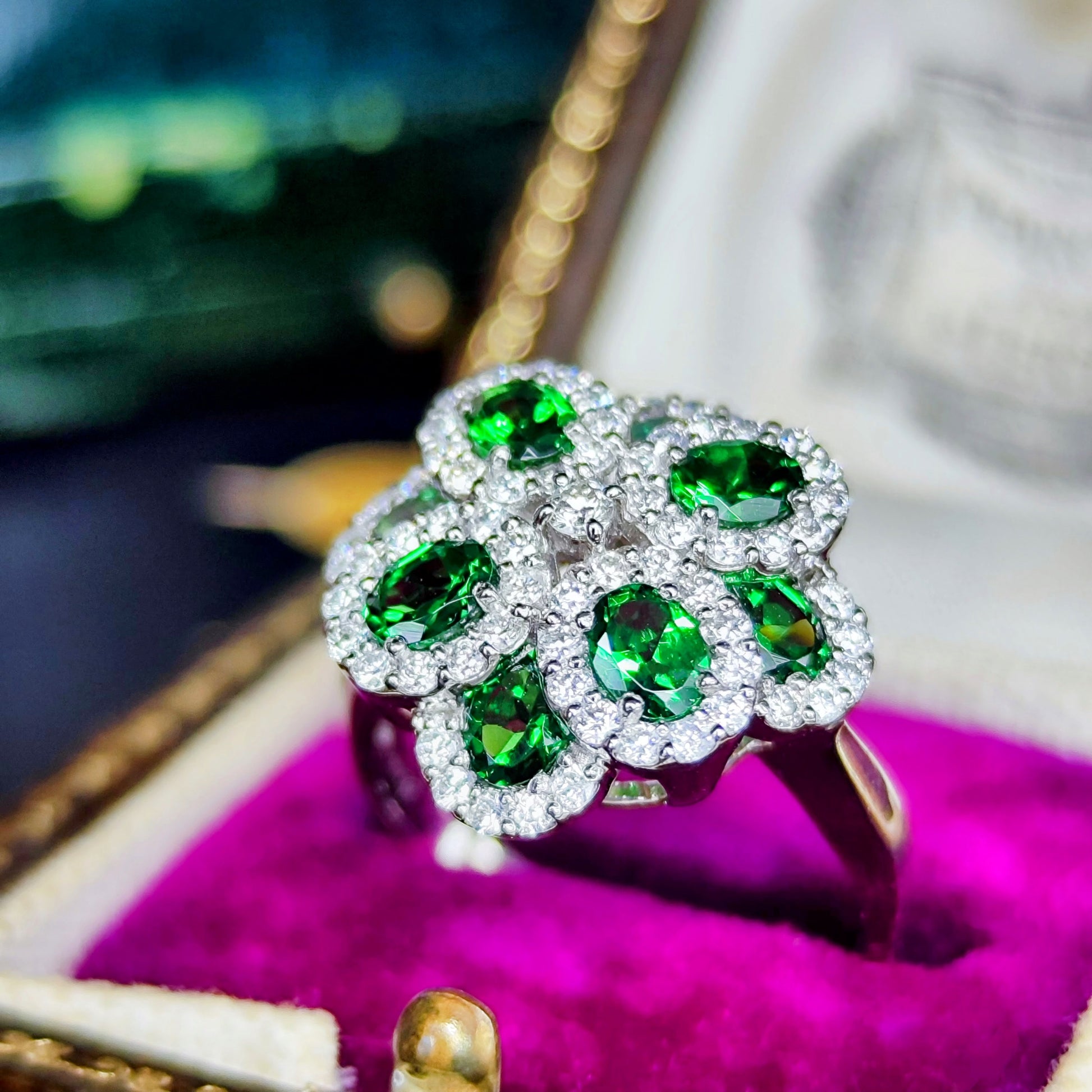 天然グリーンガーネット 1.60ct 天然ダイヤモンド プラチナリング