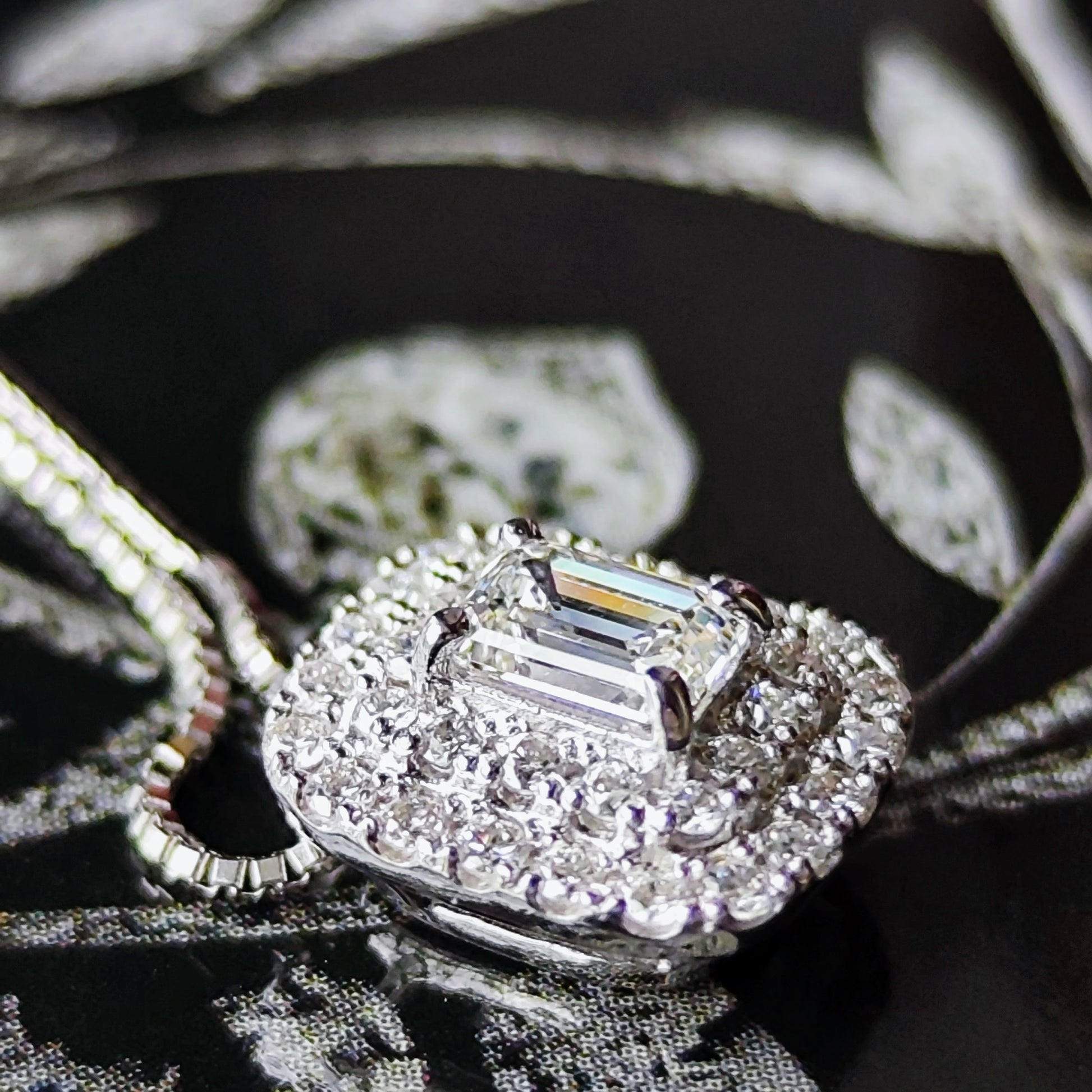【インターナリーフローレス】天然ダイヤモンド 0.31ct Fカラー ネックレス GIA