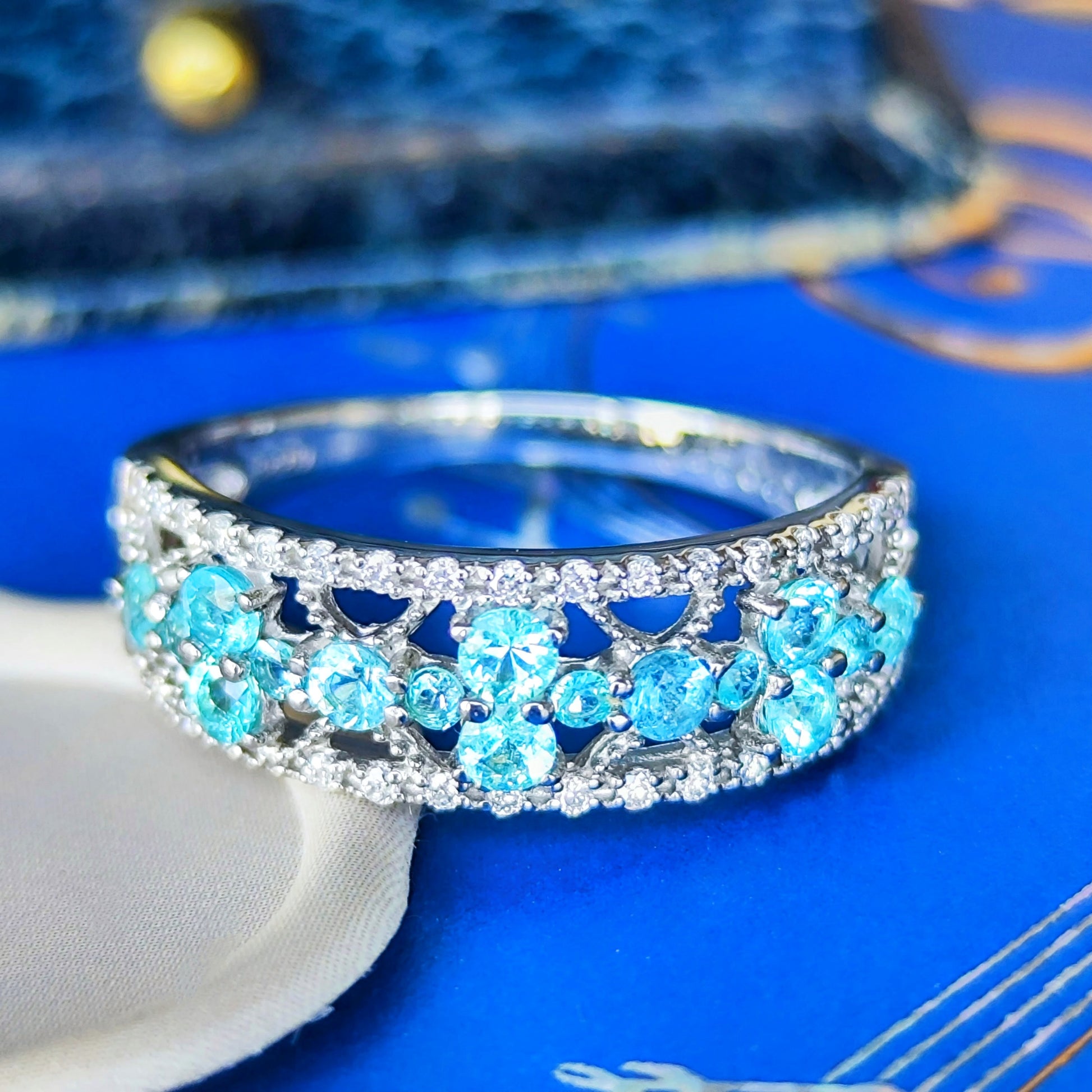 天然パライバトルマリン 天然ダイヤモンド プラチナリング