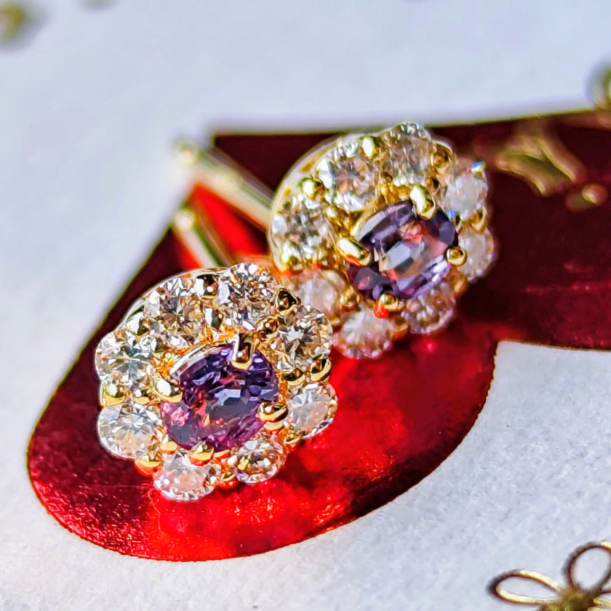 【ベキリーブルー】天然カラーチェンジガーネット 天然ダイヤモンド 18金ピアス