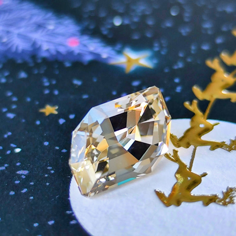 【ルース】天然バイカラートパーズ ウクライナ産 8.124ct 鑑別書付き