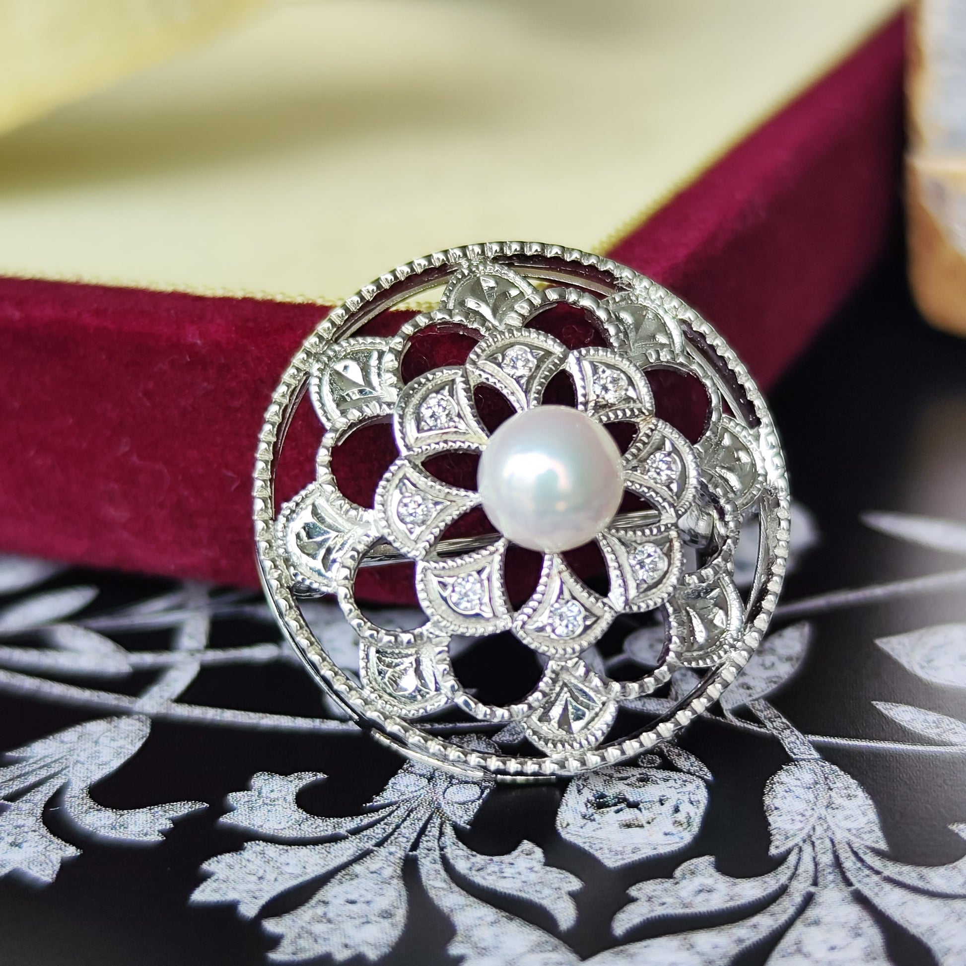 MIKIMOTO ミキモト あこや真珠 天然ダイヤモンド ブローチ 18金WG