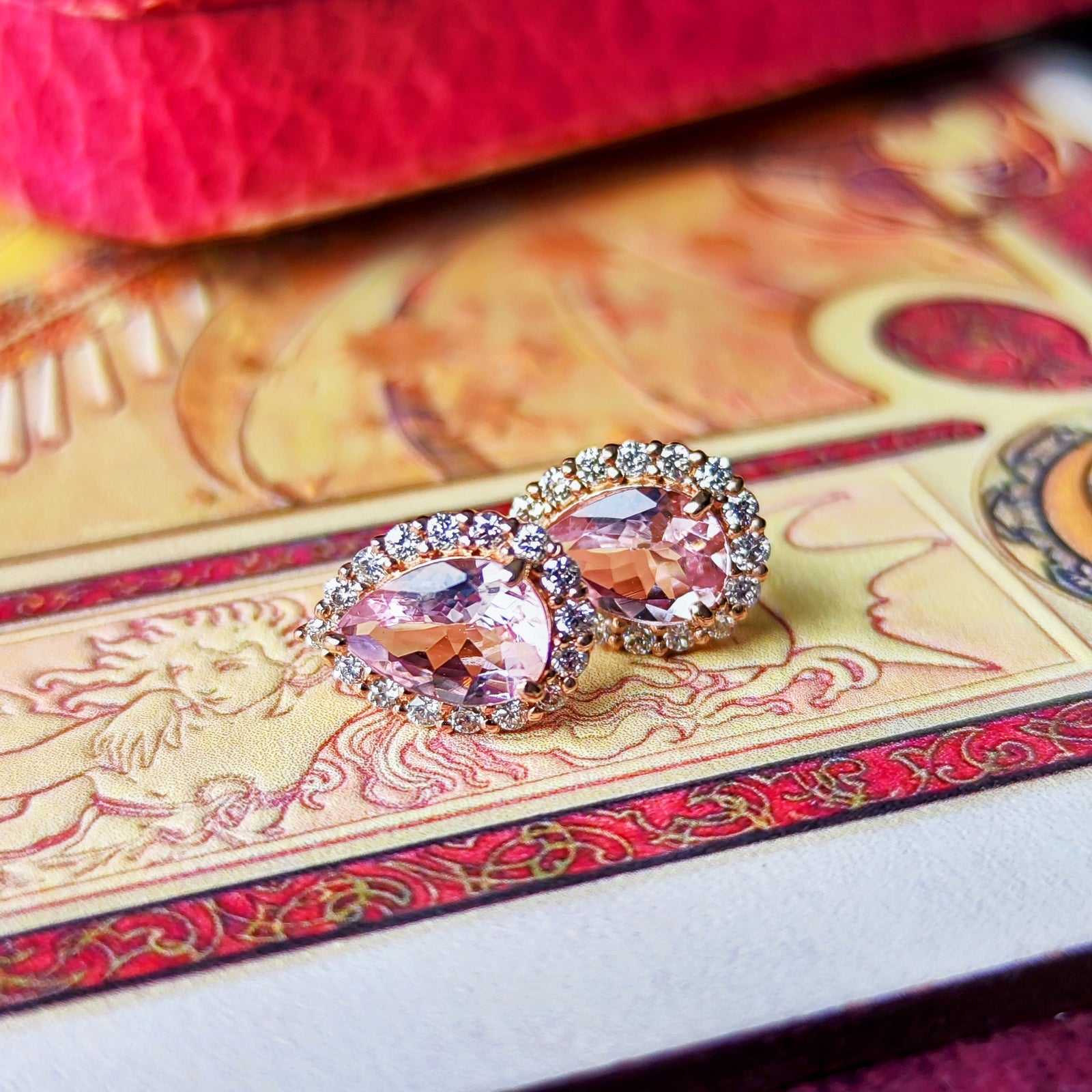 天然モルガナイト 雫型 天然ダイヤモンド ピアス – Mico宝飾店