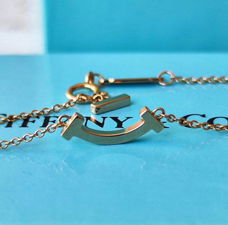 TIFFANY &Co ティファニー Tスマイル ミニ ネックレス 18金YG