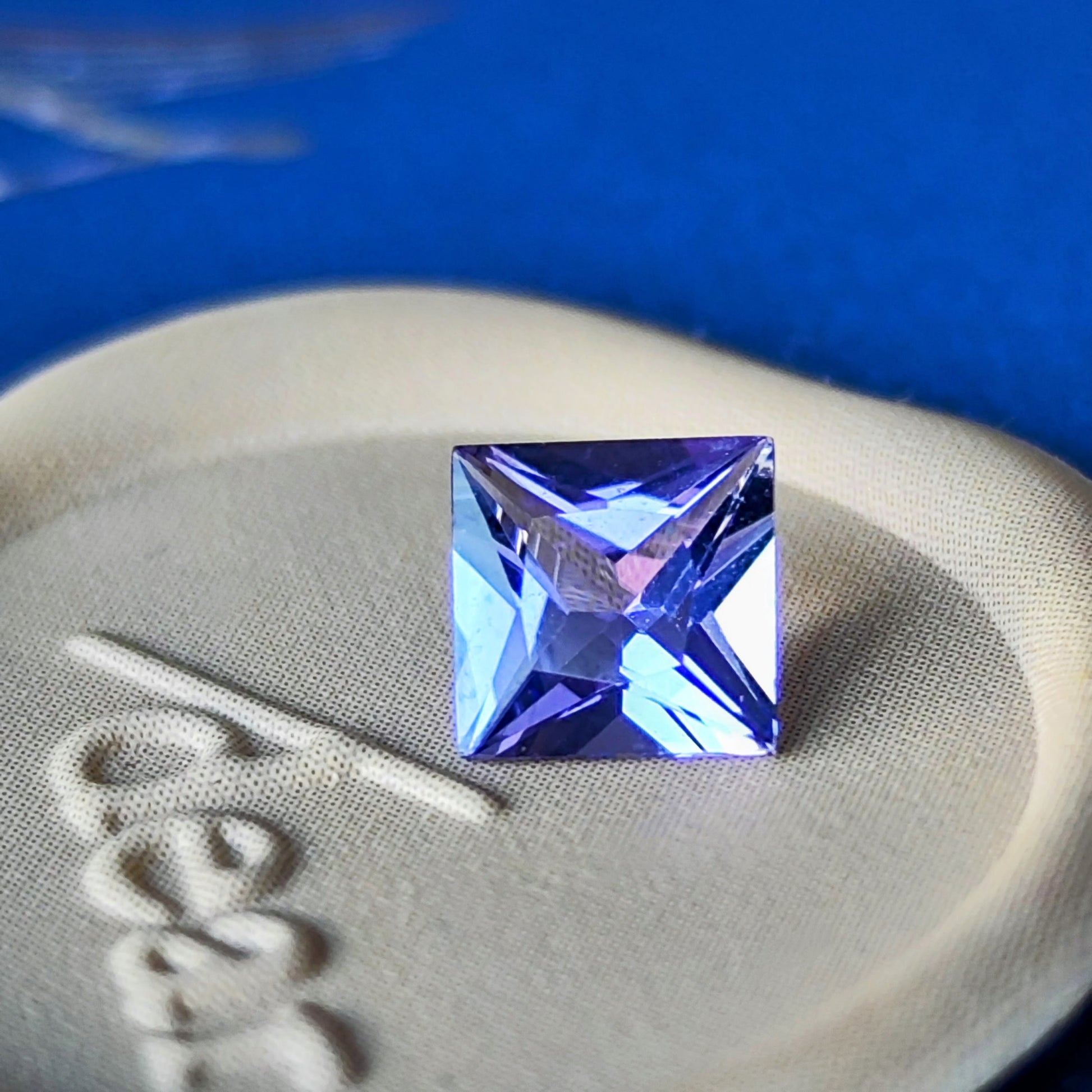 【ルース】天然タンザナイト 0.572ct ソーティング