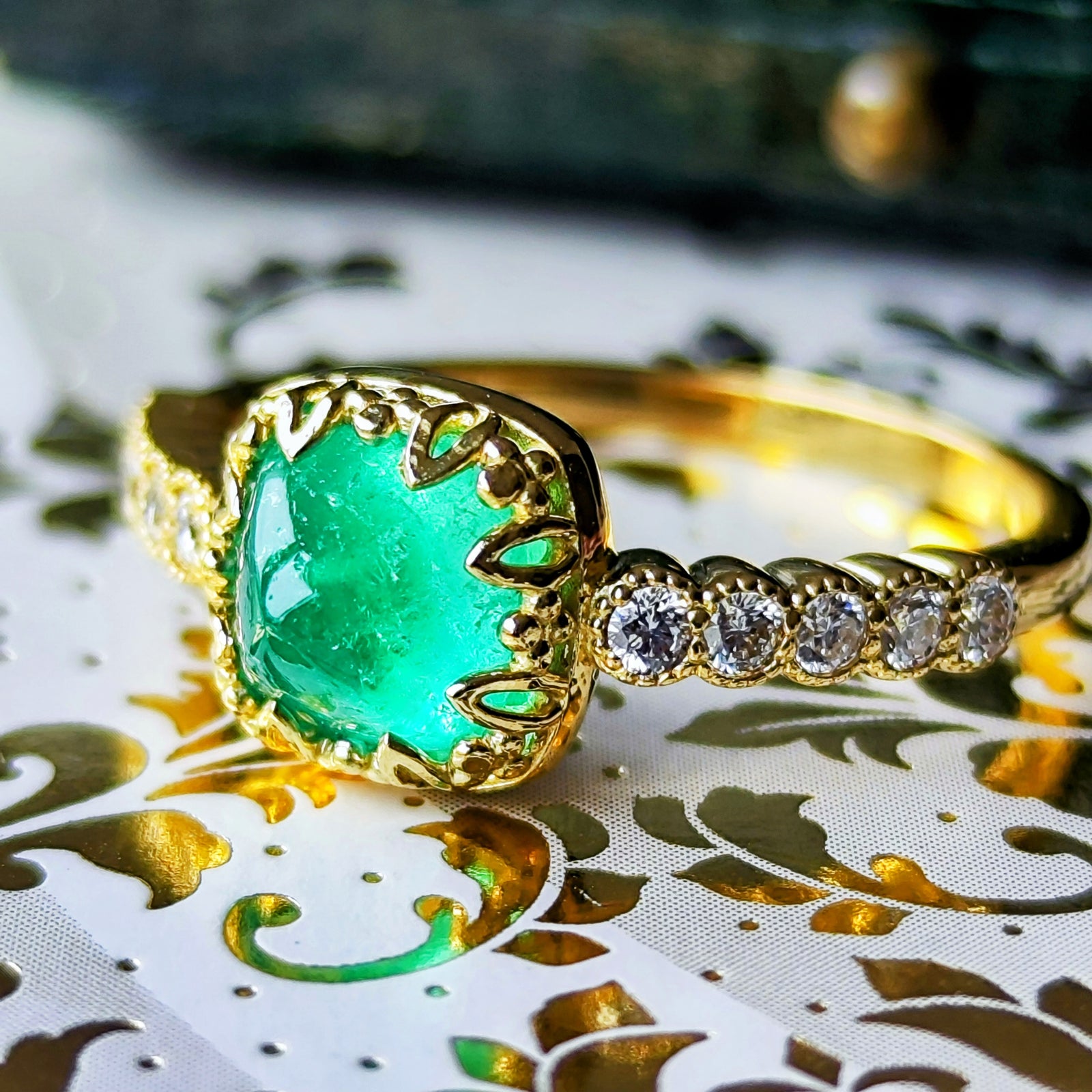 シュガーローフ】天然エメラルド コロンビア産 天然ダイヤモンド