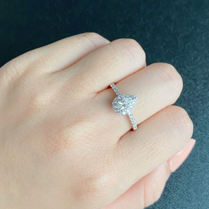 【最高級品質】天然ダイヤモンド0.30ct フローレス Dカラー ペアシェイプ GIA鑑定書付き