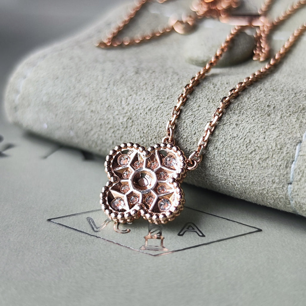 Van Cleef & Arpels ヴァンクリーフ&アーペル ヴィンテージアルハンブラ ダイヤモンド ネックレス