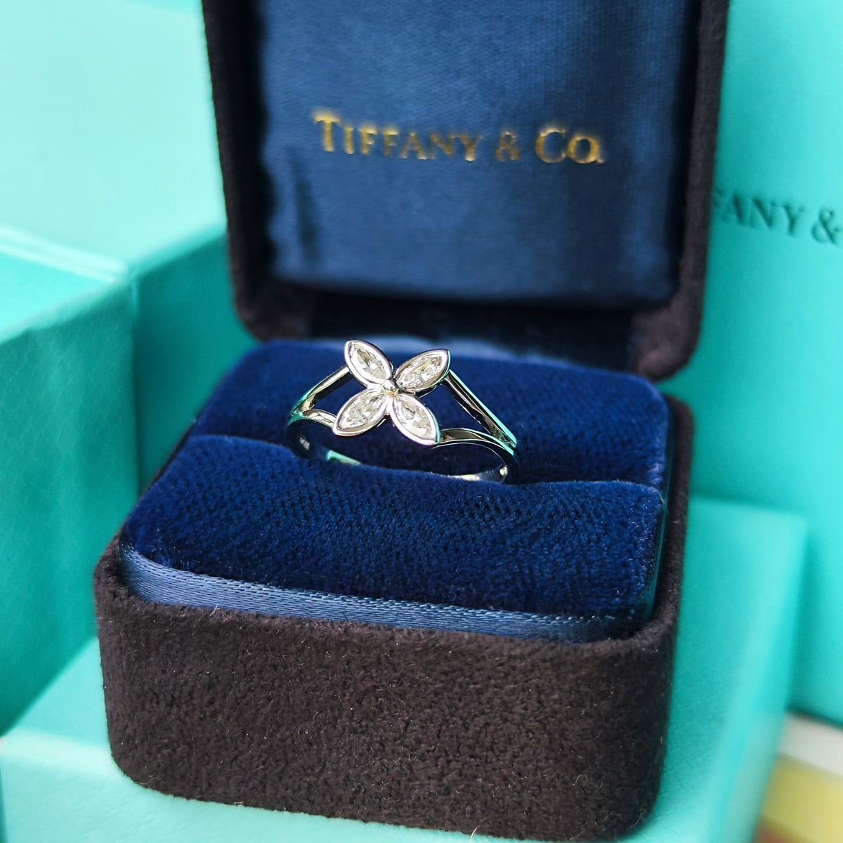 TIFFANY&Co. ティファニー ヴィクトリア ダイヤモンド プラチナリング