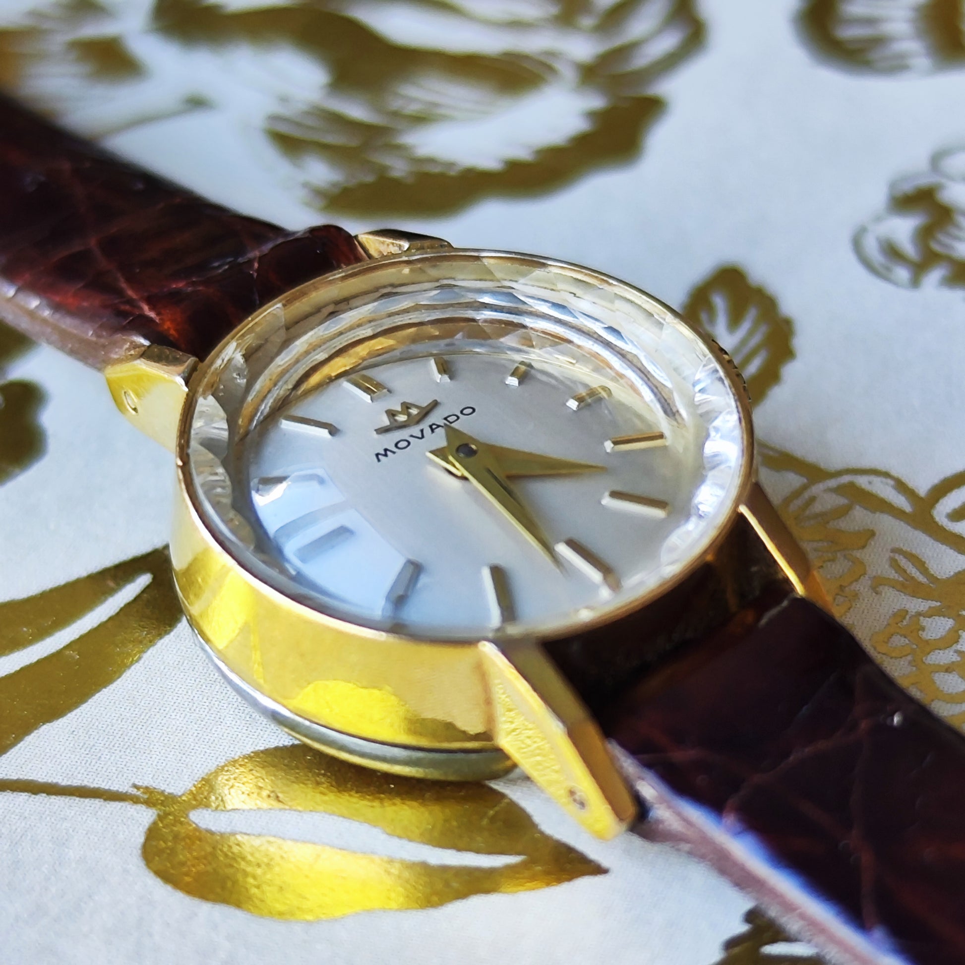 【お値下げ】OH済み MOVADO モバード 手巻き腕時計