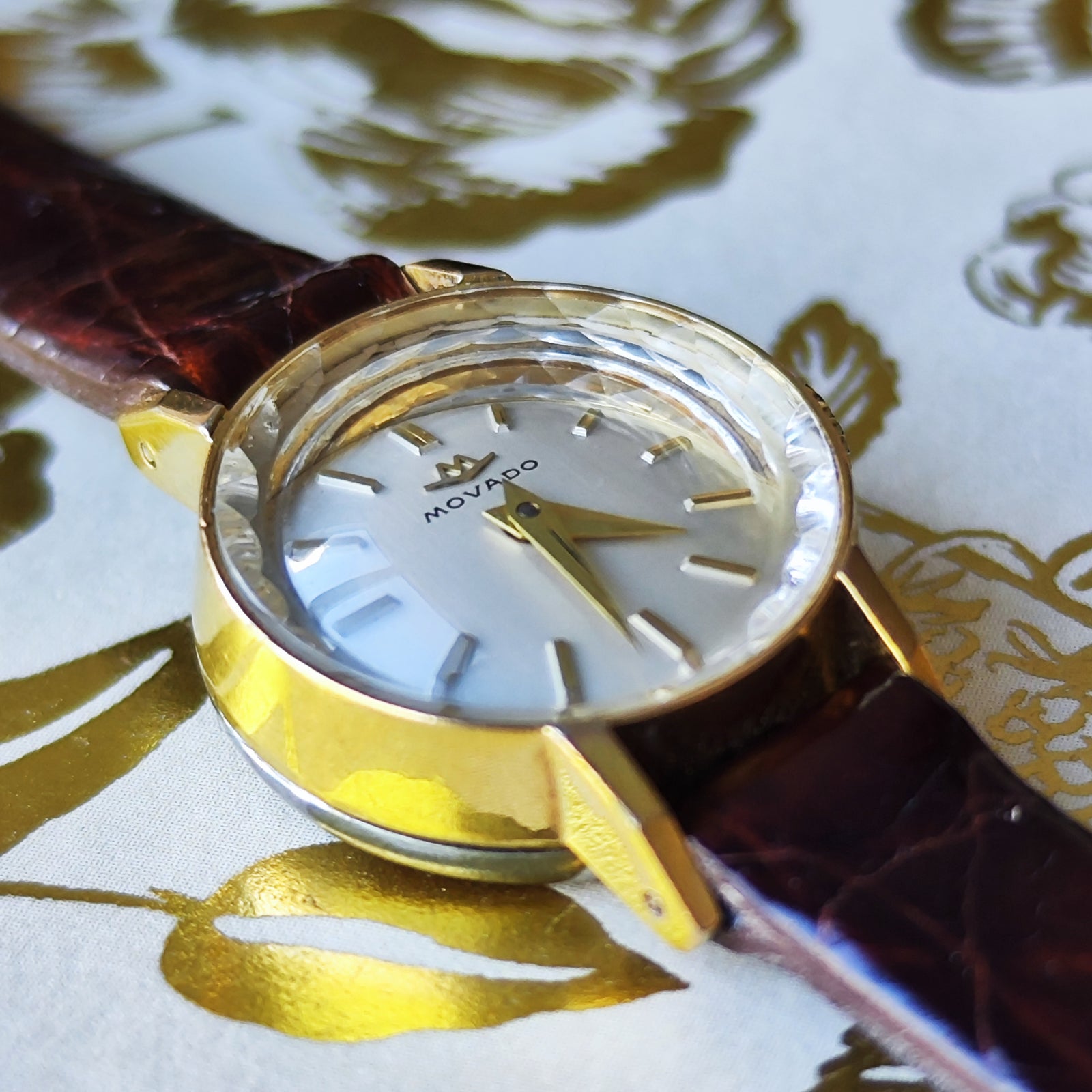 OH済み】MOVADO モバード 手巻き腕時計 – Mico宝飾店