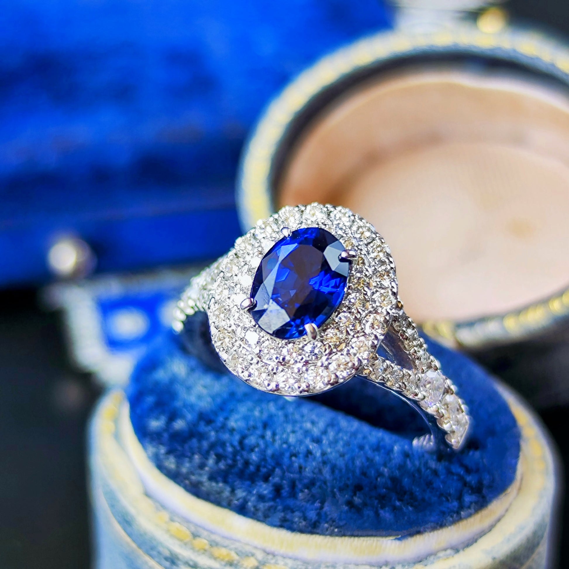 【ロイヤルブルー 大粒】天然サファイア 1.24ct 天然ダイヤモンド リング