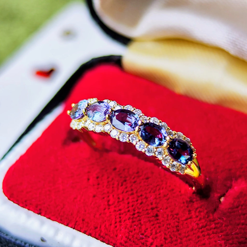 天然アレキサンドライト 0.72ct 天然ダイヤモンド 18金リング