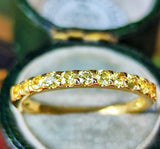 【神様の宿る石】天然イエローサファイア プクラジ ハーフエタニティリング