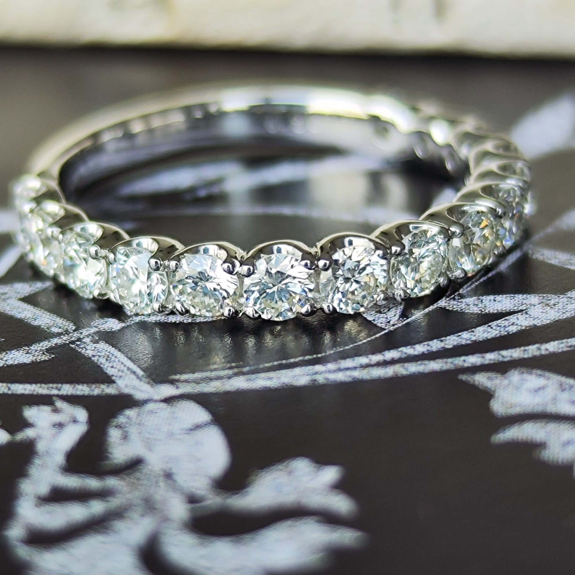 【全石ハート&キューピッド】天然ダイヤモンド 15石 ハーフエタニティリング プラチナ