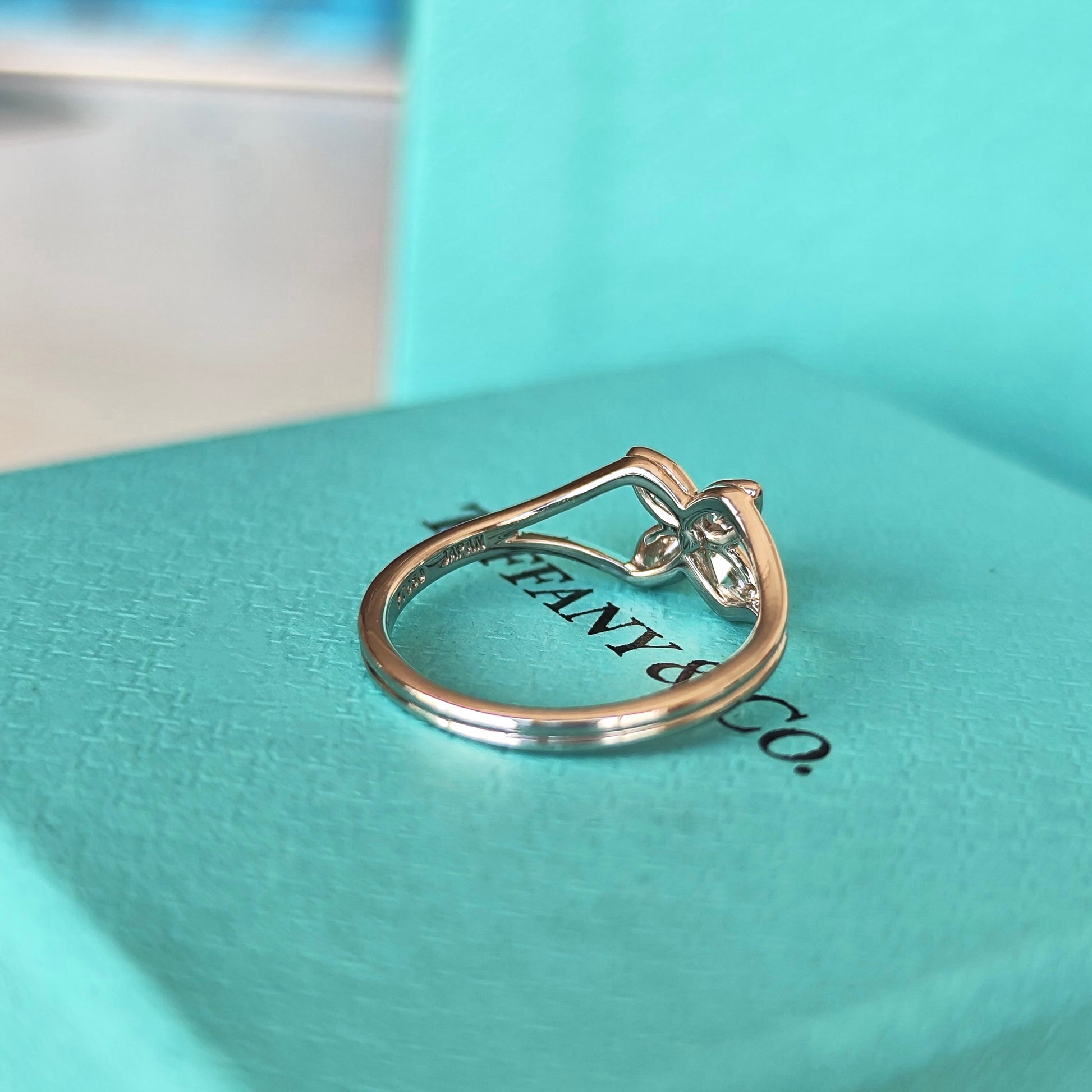 TIFFANY &Co ティファニー ビクトリア  フラワーリング