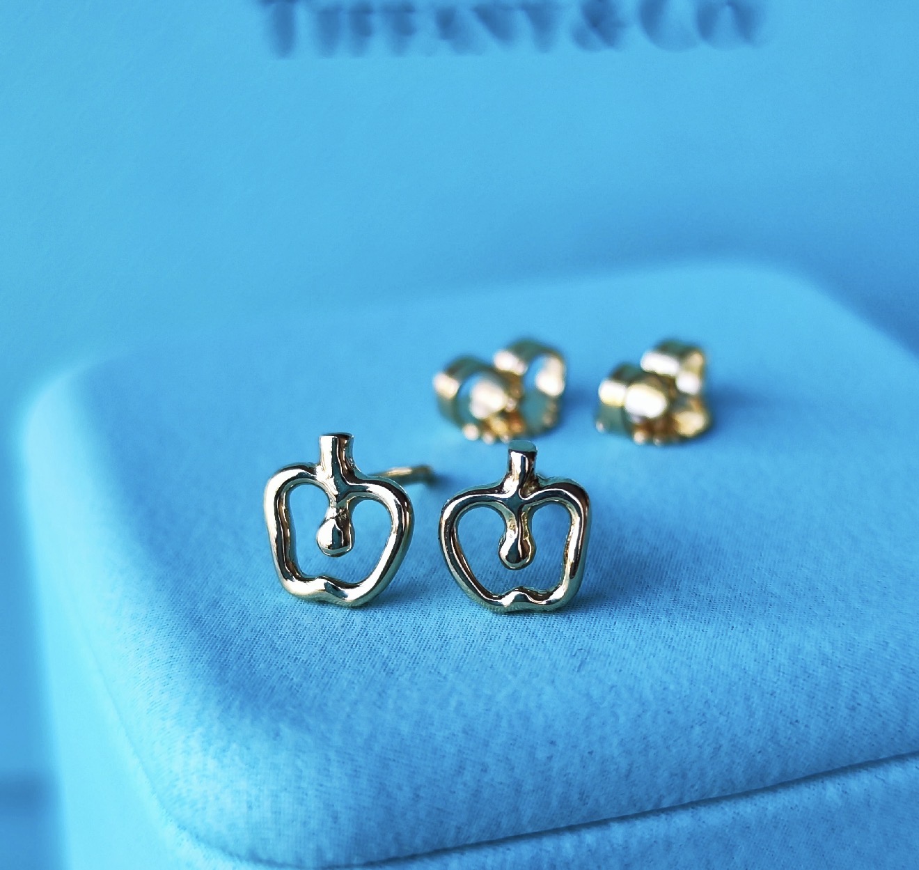 TIFFANY &Co ティファニー アップル ピアス 18金YG – Mico宝飾店