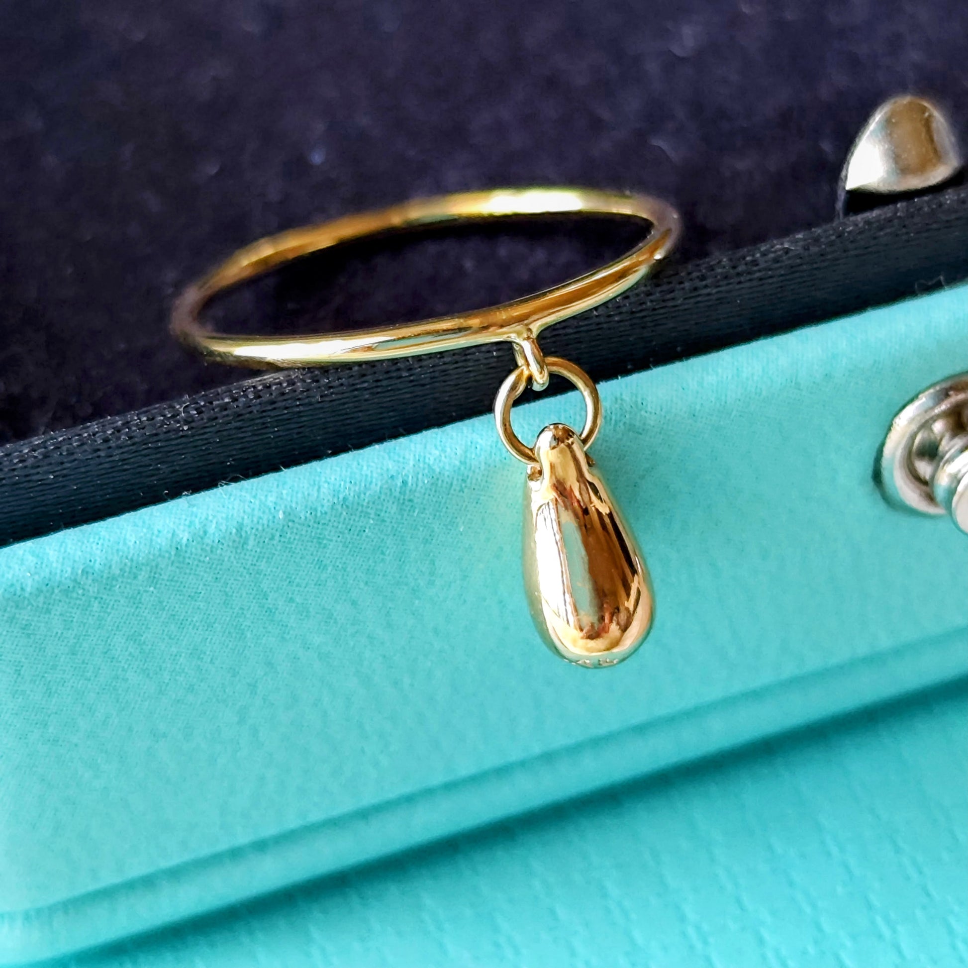 TIFFANY &Co ティファニー ティアドロップリング