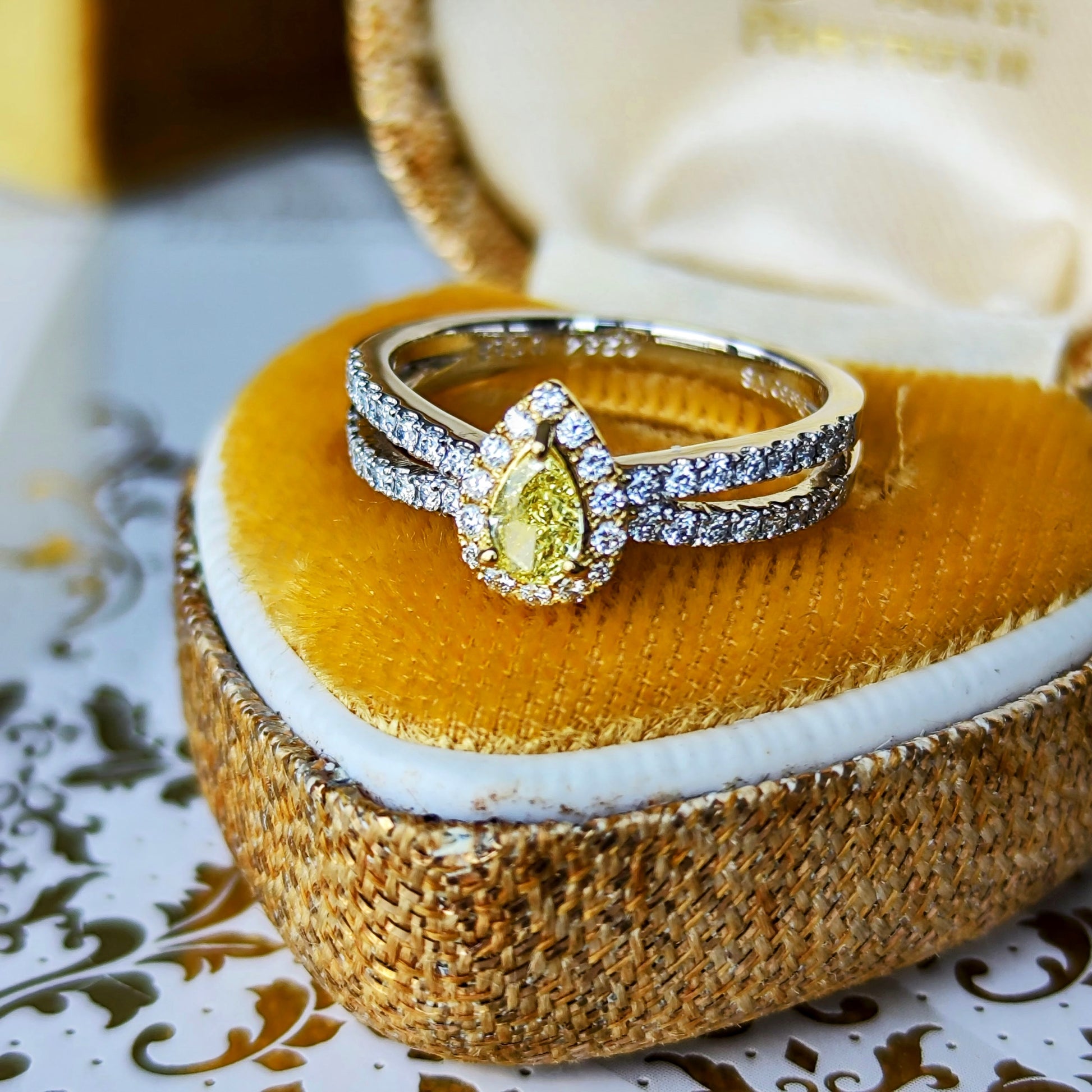 【イエローダイヤ】天然ダイヤモンド FANCY INTENSE YELLOW リング