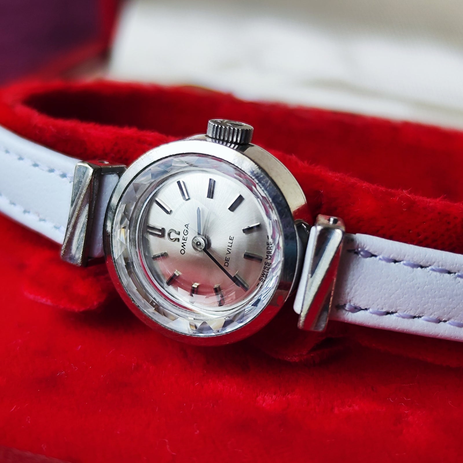 OH済み】OMEGA オメガ DE VILLE デビル 手巻き 腕時計 – Mico宝飾店