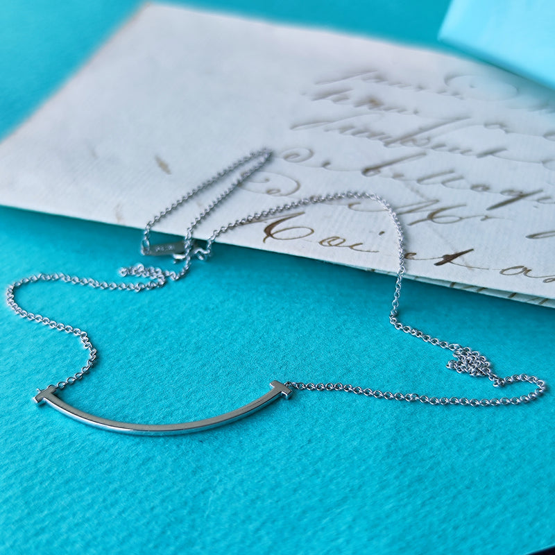 TIFFANY &Co ティファニー Tスマイル スモール ダイヤモンド 18