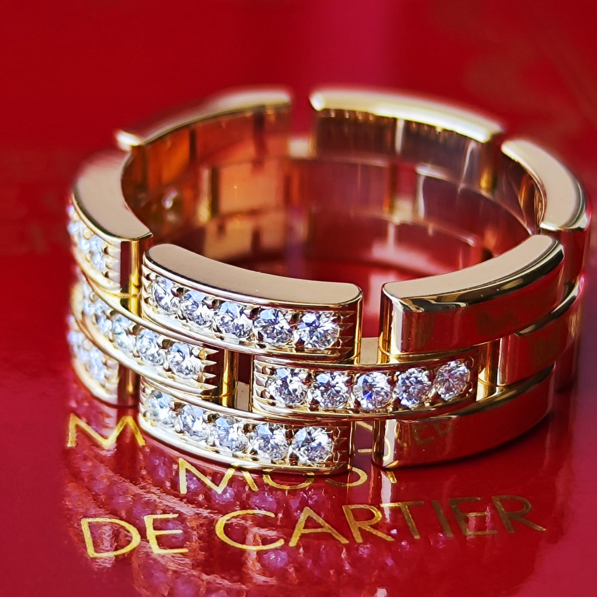 Cartier カルティエ マイヨンパンテール
3連 ハーフダイヤ 18金YG 57